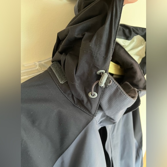 LLBean men’s snow jacket - Picture 3 of 9